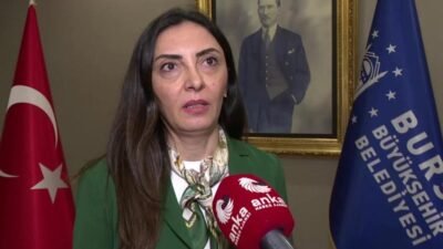 CHP Genel Başkan Yardımcısı Nurhayat Kayışoğlu, Bursa Büyükşehir Belediye Başkanı