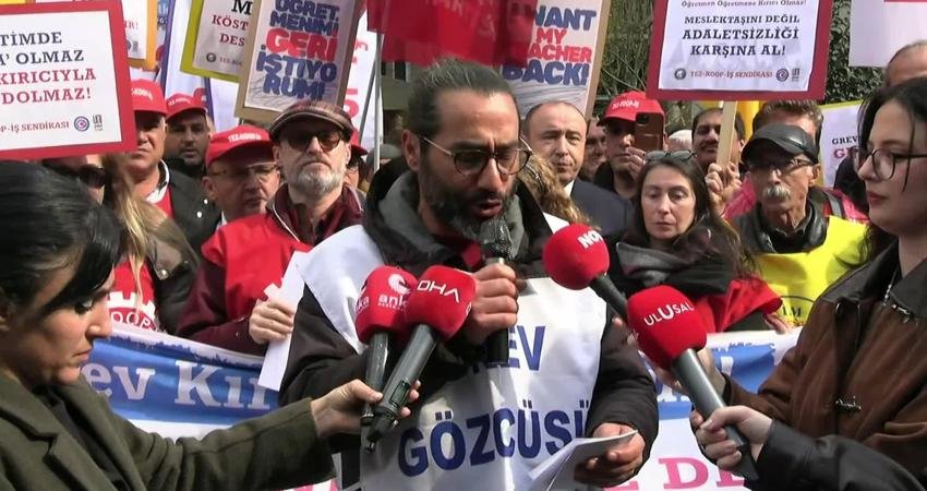 Öğretmenler kalem bıraktı… İtalyan Lisesi öğretmenlerinin protestosu: Bakanlık, özel okulları sadece ticari işletmeler olarak görmekten vazgeçmelidir İstanbul'da bulunan Özel İtalyan Lisesi'nde okul yönetiminin İtalyan ve Türk