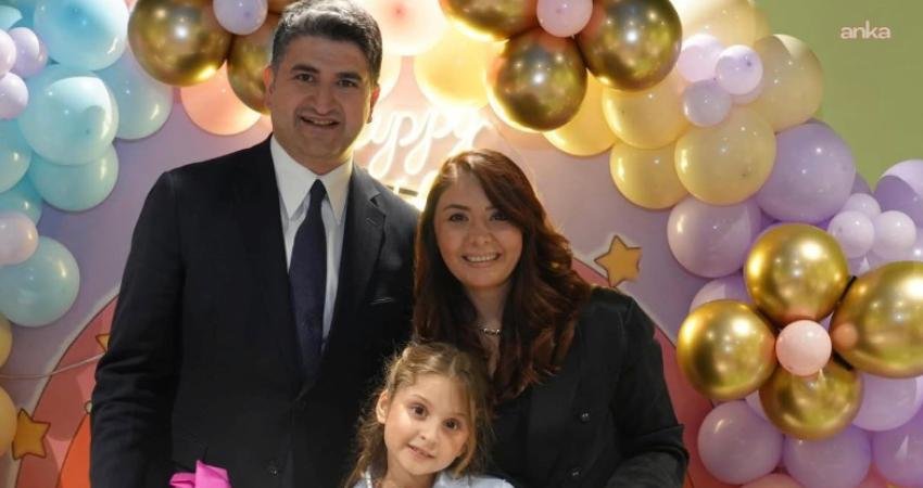 Tutuklanmasının ardından Ataşehir Belediye Başkanlığı görevinden uzaklaştırılan Onursal Adıgüzel, 9 yaşına