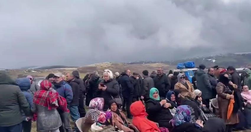Ordu Çevre Derneği (ORÇEV) Başkanı Ertuğrul Gazi Gönül, Aybastı Yaylası'ndaki