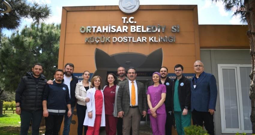 Ortahisar Belediye Başkan Yardımcısı İskender: “Vatandaşlarımızı sokak hayvanlarımızı sahiplenmeye davet ediyorum” Ortahisar Belediye Başkan Yardımcısı Mustafa Özer İskender, belediye olarak sokak