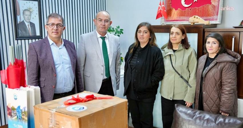 Ortahisar Belediyesi’nin çocukların kitaplarla buluşmasını sağlamak amacıyla başlattığı “Bir Kitap,