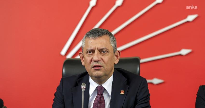 Özgür Özel, ara seçim gündemli siyasi parti turuna çıkıyor CHP Genel Başkanı Özgür Özel, geçtiğimiz hafta açıkladığı ara seçim