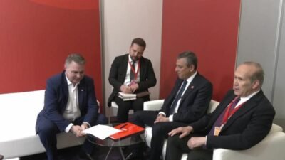 CHP Genel Başkanı Özgür Özel, İlerici Küresel Seferberlik (GPM) toplantısına