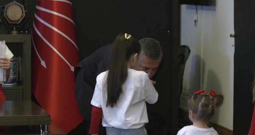 CHP Genel Başkanı Özgür Özel, 23 Nisan Ulusal Egemenlik ve