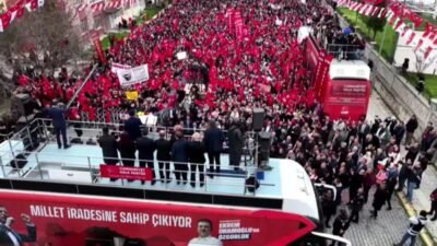 CHP Genel Başkanı Özgür Özel, Kütahya'nın ekonomik olarak iktidar tarafından ihmal