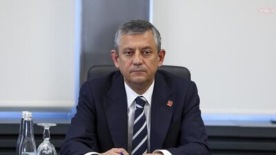 CHP Genel Başkanı Özgür Özel, Yalçın Küçük'ün vefatı dolayısıyla ailesini arayarak