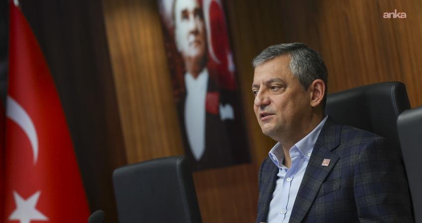 Özgür Özel’den Dünya Kupası’na katılmaya hak kazanan A Milli Takım’a tebrik CHP Genel Başkanı Özgür Özel, 24 yılın sonra Dünya Kupası'na