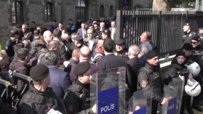 İzmir Büyükşehir Belediyesi tarafından kullanılan ancak Vakıflar Genel Müdürlüğü’ne devrine