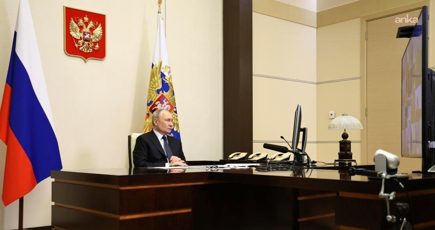 Rusya Devlet Başkanı Vladimir Putin, Ortodoksların Paskalya Bayramı vesilesiyle 11