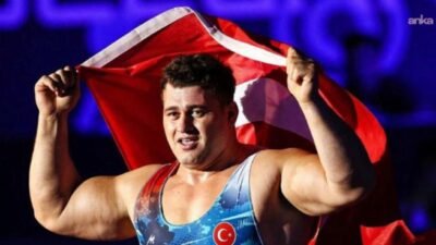 Milli güreşçi Rıza Kayaalp, Arnavutluk'un başkenti Tiran'da devam eden Avrupa Güreş