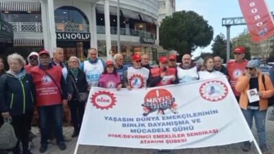 DİSK Devrimci Emekliler Sendikası Atakum Şubesi, 1 Mayıs öncesinde semt