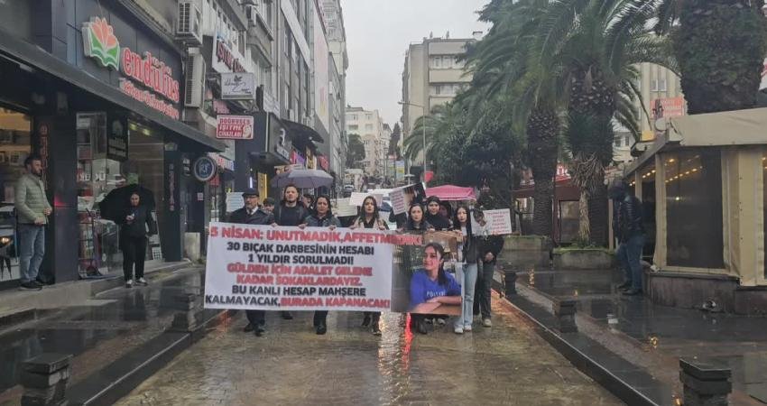 Samsun’da Gülden Coni için yürüyüş: “Unutmamak için buradayız” CHP Samsun Kadın Kolları’nın çağrısıyla, Gülden Coni, öldürülüşünün birinci yılında