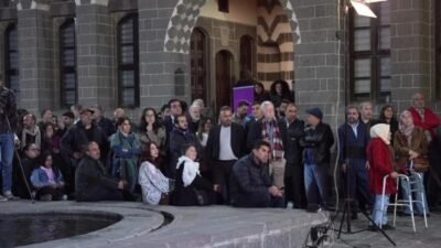 Diyarbakır’da “Barış İçin Diyalog” temasıyla düzenlenen 11. Amed Uluslararası Tiyatro