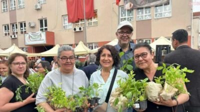 Seferihisar Belediyesi, yerel tohumları koruma ve yaygınlaştırma amacıyla düzenlediği 14.