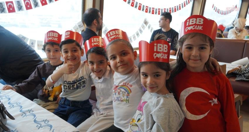 Şehir Hatları, 23 Nisan Ulusal Egemenlik ve Çocuk Bayramı’nı, denizle