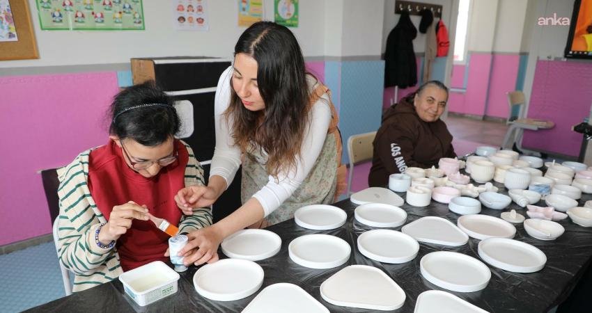 Şehzadeler Belediyesi Tilkisüleymaniye Engelsiz Yaşam Merkezi’nden Mesir Festivali’ne anlamlı hazırlık Şehzadeler Belediyesi Tilkisüleymaniye Engelsiz Yaşam Merkezi’nde eğitim gören özel gereksinimli