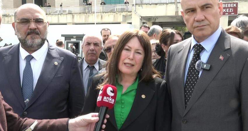 Şenol Sunat: Milli Eğitim Bakanı ideolojik başka işlerle uğraşacağı yerde önlemler almalıydı İYİ Parti Eğitim Politikalarından Sorumlu Genel Başkan Yardımcısı Şenol Sunat, okul saldırısının