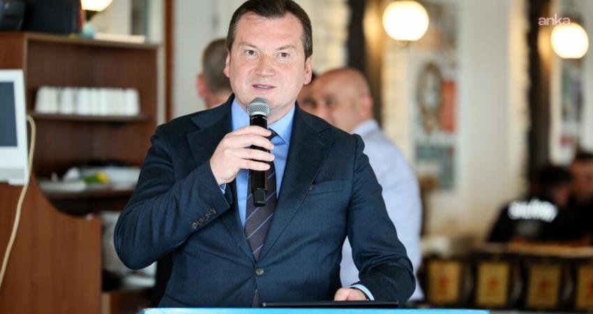 Silivri Belediye Başkanı Balcıoğlu, gazilerle buluştu: “Sizler sadece kendi ailenizin değil, bu milletin de gururusunuz” Silivri Belediye Başkanı Bora Balcıoğlu, Silivri Muharip Gaziler Derneği tarafından