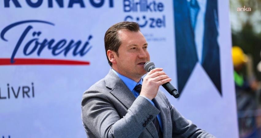 Silivri Gazitepe’de Köy Konağı’nın temel atma töreni yapıldı Silivri Belediyesi tarafından Gazitepe Mahallesi’nde Köy Konağı açılıyor. Bu kapsamda