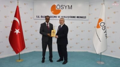 Somali Zemzem Üniversitesi Rektörü Mohamud Mohamed Hassan ve beraberindeki heyet,