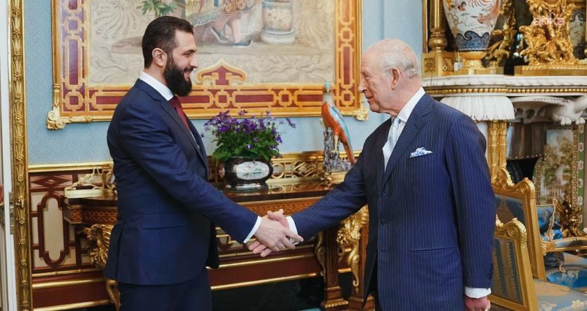 Suriye Cumhurbaşkanı Ahmed el-Şara, Londra’da Kral 3. Charles ile bir