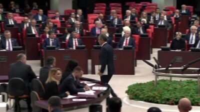 CHP Genel Başkanı Özgür Özel, TBMM Genel Kurulu 23 Nisan