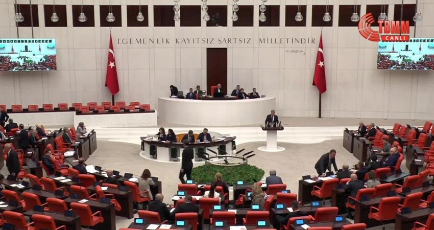 Akbelen’deki maden faaliyetleri ve acele kamulaştırma için verilen araştırma önergesi AK Parti ve MHP’nin oylarıyla reddedildi TBMM Genel Kurulu'nda, İYİ Parti'nin Muğla'nın Milas ilçesine bağlı İkizköy'de bulunan