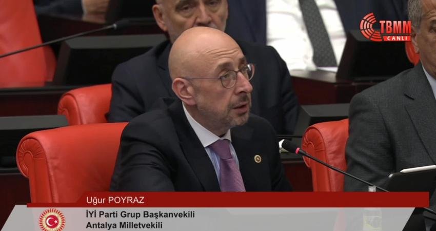 İYİ Partili Poyraz’dan sağlık sistemine ‘masabaşı zihniyeti’ eleştirisi İYİ Parti Grup Başkanvekili Uğur Poyraz, TBMM Genel Kurulu'nda yaptığı