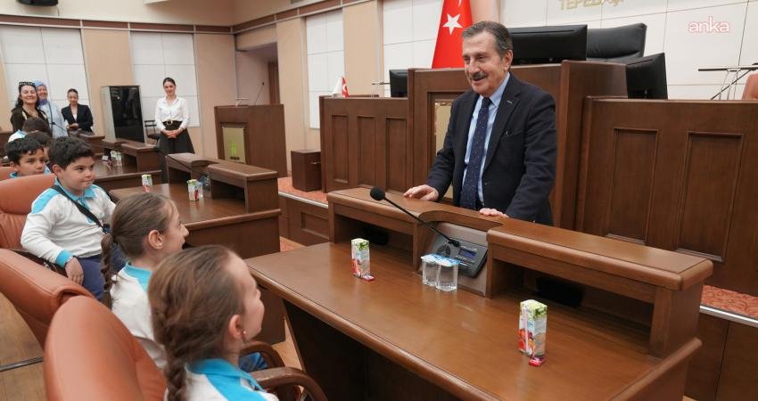 Tepebaşı Belediye Başkanı Ahmet Ataç, Şehit Yusuf Tuna Güzey İlkokulu