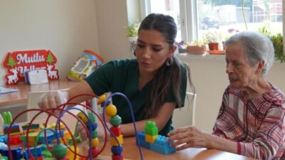 Tepebaşı Belediyesi Alzheimer Konukevleri'nde 2026 yılının ilk üç ayında yüzlerce