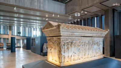 Kültür ve Turizm Bakanı Mehmet Nuri Ersoy, Troya’yı dünya turizminin