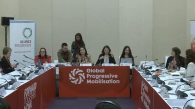 DEM Parti Eş Genel Başkanı Tülay Hatimoğulları, Barselona’da düzenlenen Küresel