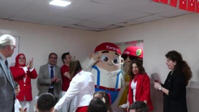 Turgutlu Belediye Başkanı Çetin Akın, 23 Nisan Ulusal Egemenlik ve