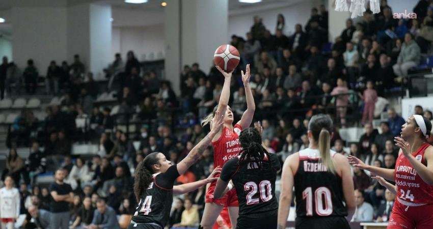 Turgutlu Belediyesi Kadın Basketbol Takımı, 18 Nisan Cumartesi günü Aslan