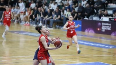 Turgutlu Belediyespor Kadın Basketbol Takımı, play-off yarı final serisinin ilk