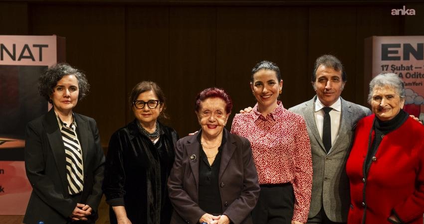 Prof. Dr. Dikmen Gürün’ün “Bir Dönem Üstünden Türk Tiyatrosunu Eleştirilerle