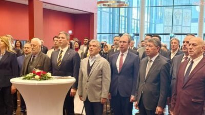 Türkiye-Almanya Parlamentolar Arası Dostluk Grubu heyeti, Berlin’de Türk toplumu temsilcileri