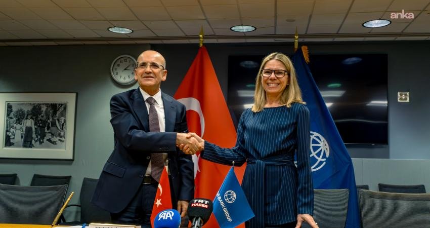 Hazine ve Maliye Bakanı Mehmet Şimşek ile Dünya Bankası yetkilisi