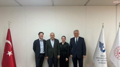 Ulaştırma ve Altyapı Bakan Yardımcısı Ömer Fatih Sayan, Roblox yetkilileriyle gerçekleştirdiği toplantıya