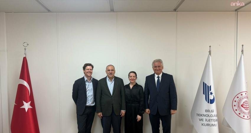 Ulaştırma ve Altyapı Bakan Yardımcısı Ömer Fatih Sayan, Roblox yetkilileriyle gerçekleştirdiği toplantıya