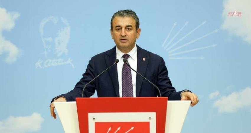 Burhanettin Bulut: “Açıkça düşman hukukunun işletildiğinin göstergesidir” CHP Genel Başkan Yardımcısı Burhanettin Bulut, Ankara İl Başkanı Ümit