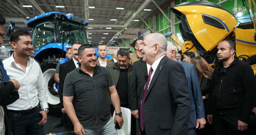 Ümit Özdağ, Konya TÜYAP Fuar Merkezi’nde düzenlenen Tarım Fuarı’nı ziyaret etti Zafer Partisi Genel Başkanı Ümit Özdağ ve beraberindeki parti heyeti,