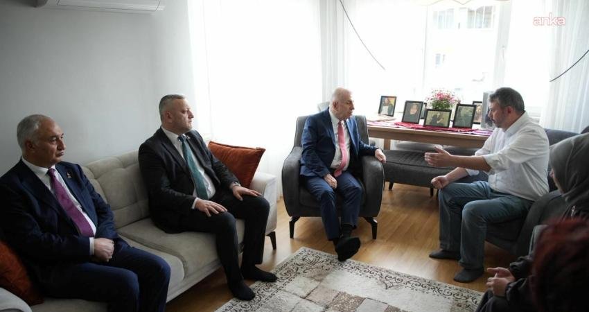 Zafer Partisi Genel Başkanı Ümit Özdağ, ehliyetsiz sürücünün çarpması sonucu hayatını