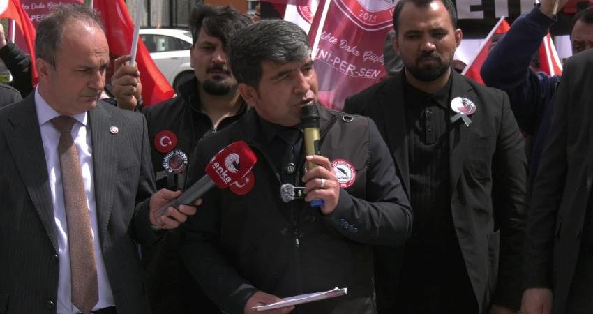 Üniversite İdari Personel Sendikası (ÜNİPERSEN) Genel Başkanı İbrahim Güzel, okullarda yaşanan