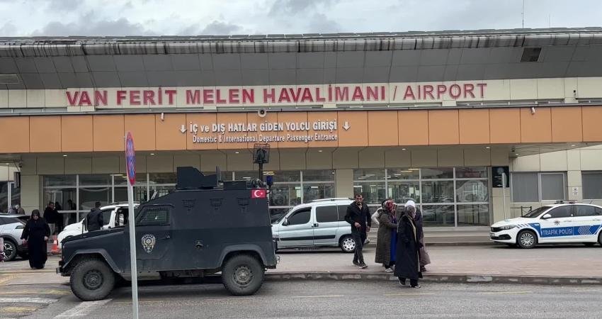 Van`dan kutsal topraklara gidecek olan hacı adayları Van Ferit Melen