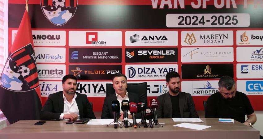 Vanspor Kulübü Başkanı Erol Temel, "Vanspor'u şimdiden devretmeye hazırım. İçimizden daha