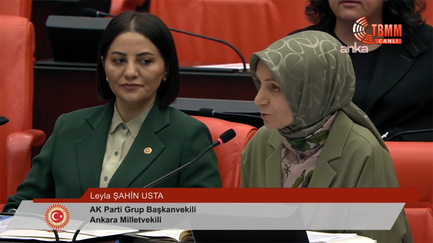 AK Parti Grup Başkanvekili Leyla Şahin Usta, Cumhurbaşkanı Recep Tayyip