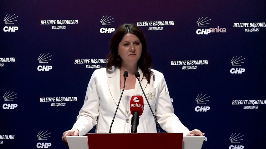 Filiz Gencan Akın: Biz buradayız, geri adım atmıyoruz ve bu mücadeleyi büyütüyoruz Edirne Belediye Başkanı Filiz Gencan Akın, "Artık birlikte hareket etmek