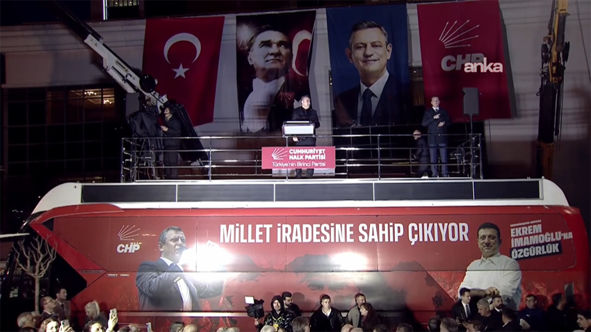 Gözaltındaki Bursa Büyükşehir Belediye Başkanı Mustafa Bozbey, Bursa’da düzenlenen "Millet